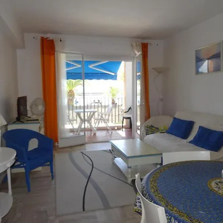Hyères, 2 Pièces, 4 Personnes - Fr-1-335-66